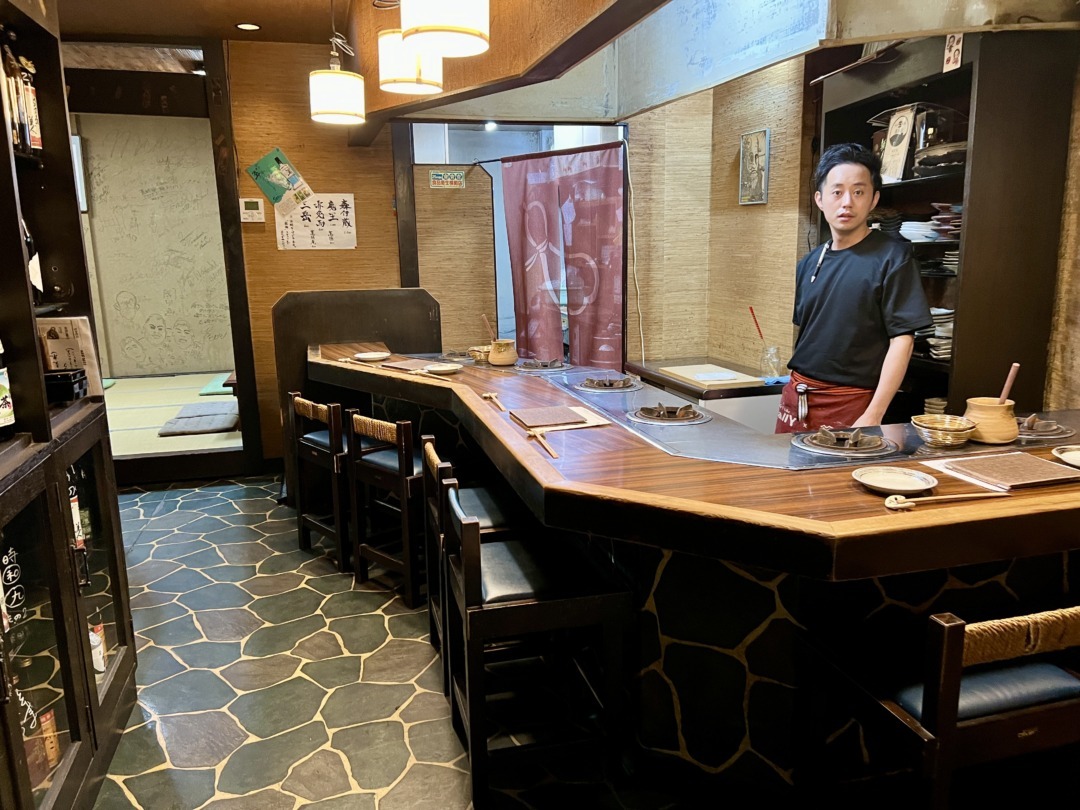 もつ鍋なかむら　店内